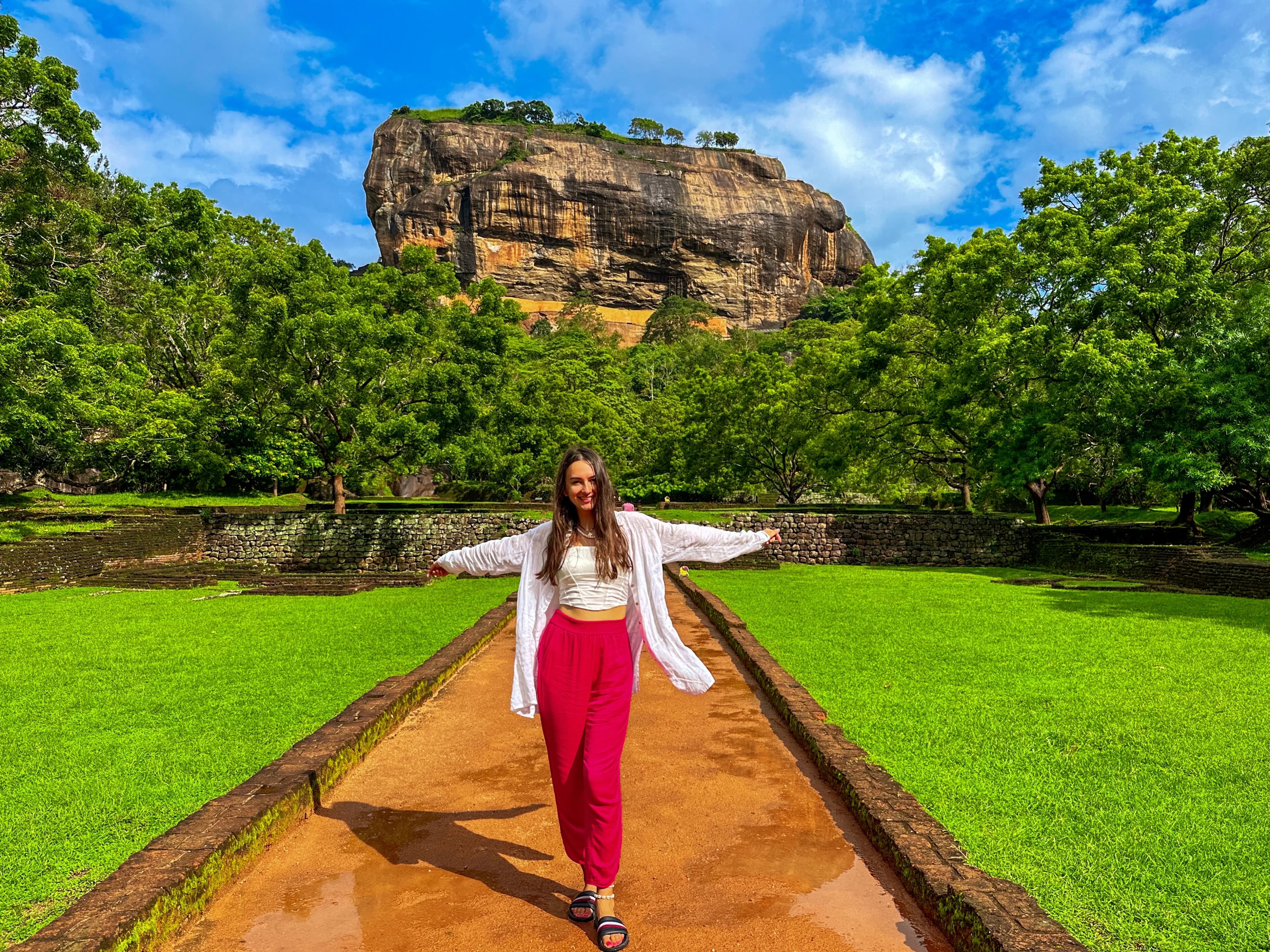 Adventure & Hiking Tours in Sri Lanka | Ella & Knuckles